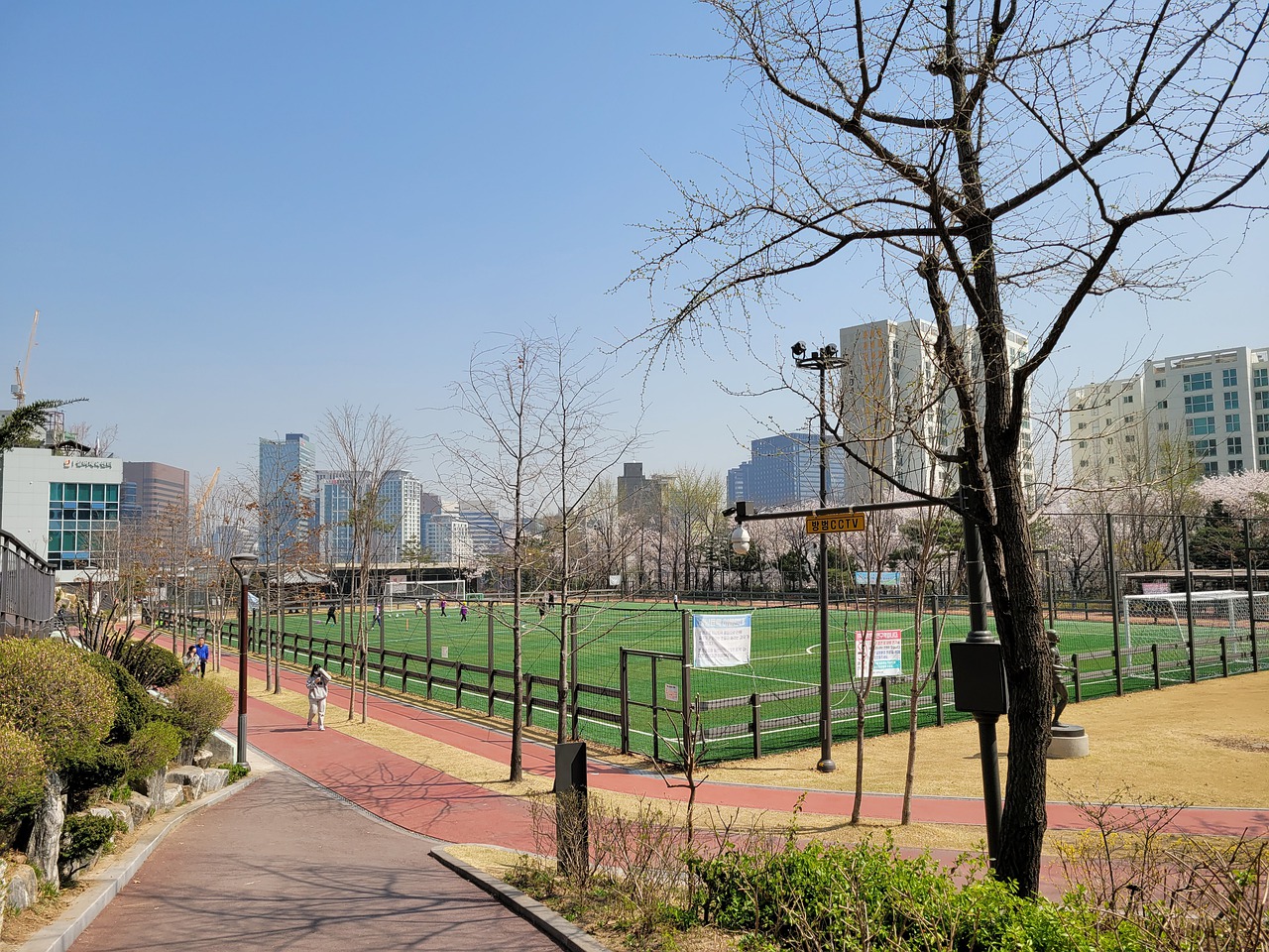 大多在俱乐 大多在俱乐